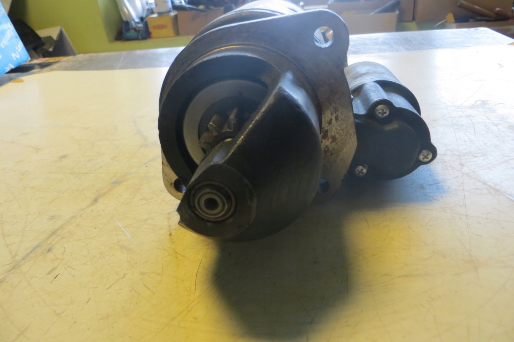 Стартер letrika 24v 4,0kw 11.130.407 azj3113 mercedes с Разборки