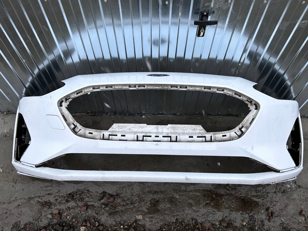 Купити Бампер передній ford focus mk4 nr.00