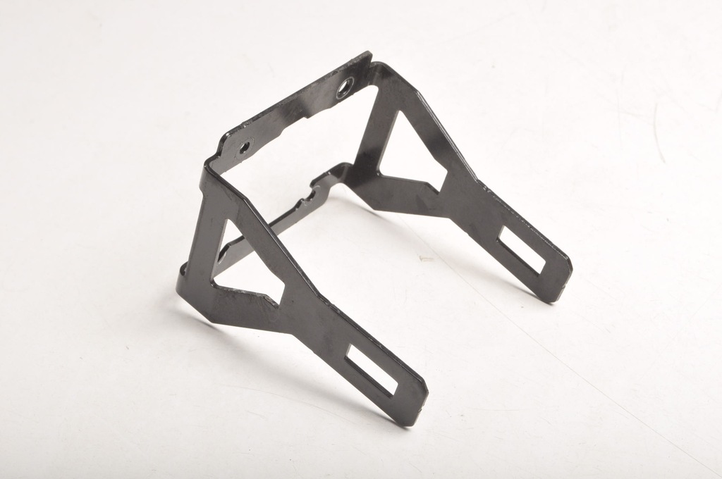 фото №1, Volvo xc60 ii t6 plug-in hybrid awd кронштейн кронштейн акумулятора