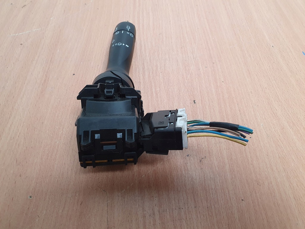 фото №5, Переключатель рычаг дворник aygo 108 17f003lh