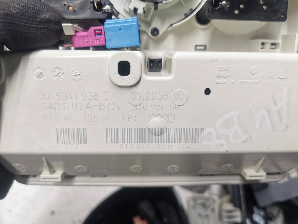 фото №7, Audi a4 b8 лампа освещение кабины eur 09 r