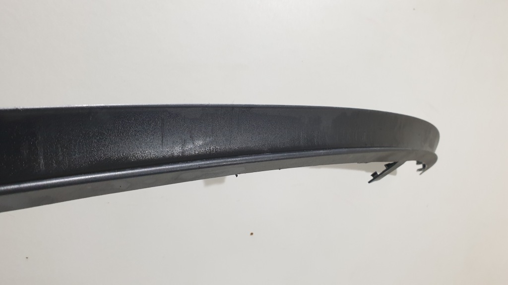 Молдинг спойлер накладка бампер tesla 3 1083984-00 Зі Шроту
