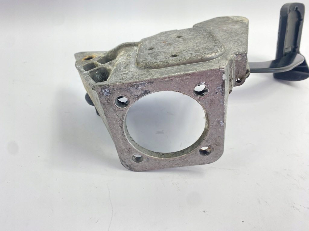 Педаль тормоза автоматическая коробка передач коробка передач автоматическая mercedes w201 w124 1242901019 Киев