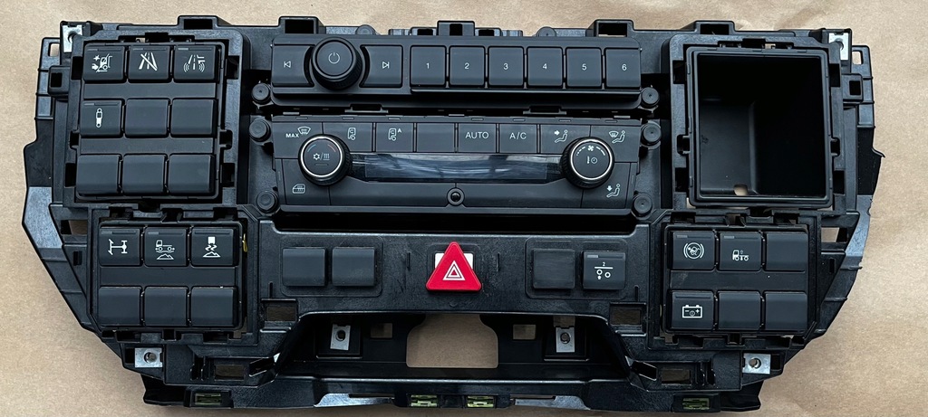 фото №1, Кнопки перемикачі man tg3 model