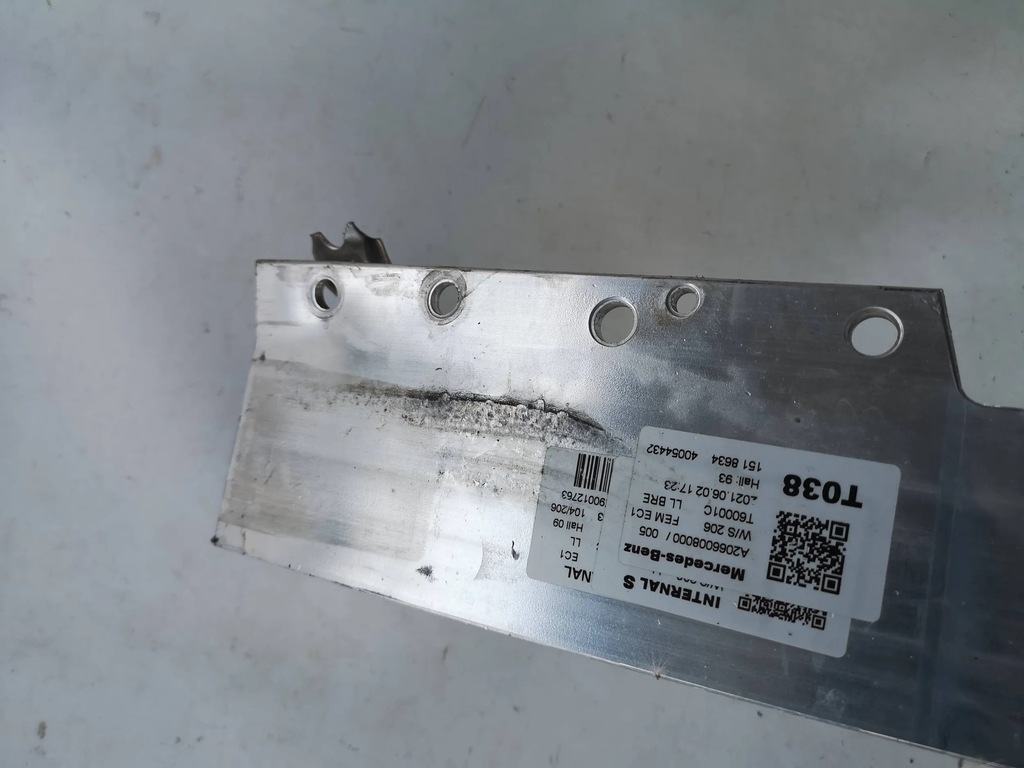 фото №11, Mercedes c-klasa w206- балка бампера перед