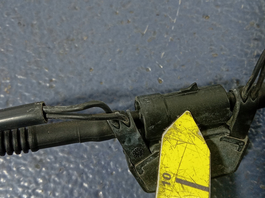 Bmw 5 f11 f10 омыватель шланг форсунки 7205118 в Украине