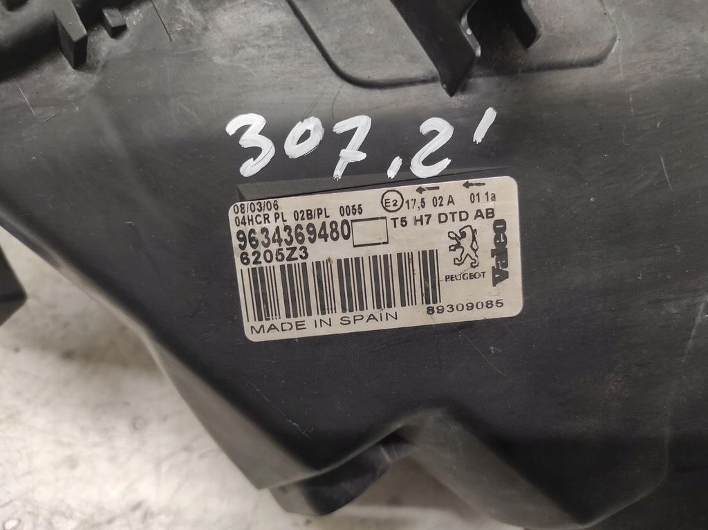 фото №11, Peugeot 307 01- лампа правая перед 9634369480