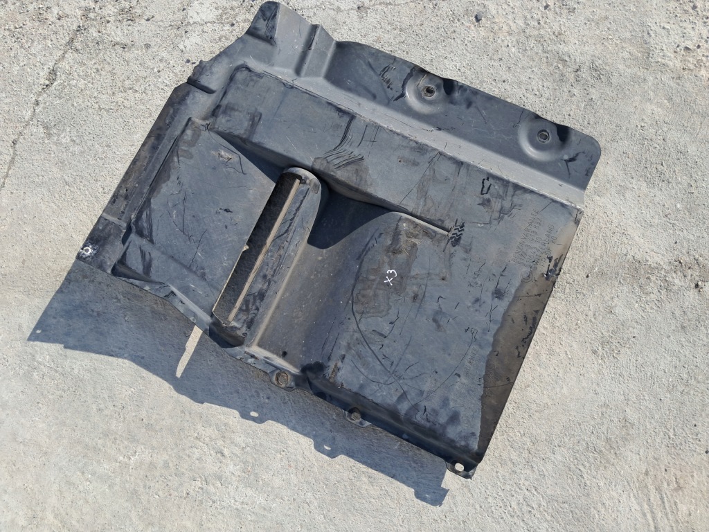 Защита нижняя с kanałem powietrznym 3 413 832 bmw x3 e83 2.0i 3.0i n46 m54 с Разборки