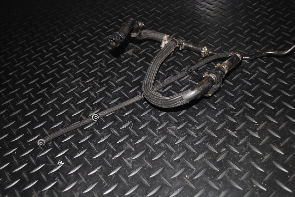 фото №14, Датчик шланг топлива audi a8 d2 3.3 td 038906081