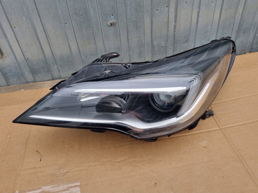 фото №1, Opel astra k v лампа левая перед передняя