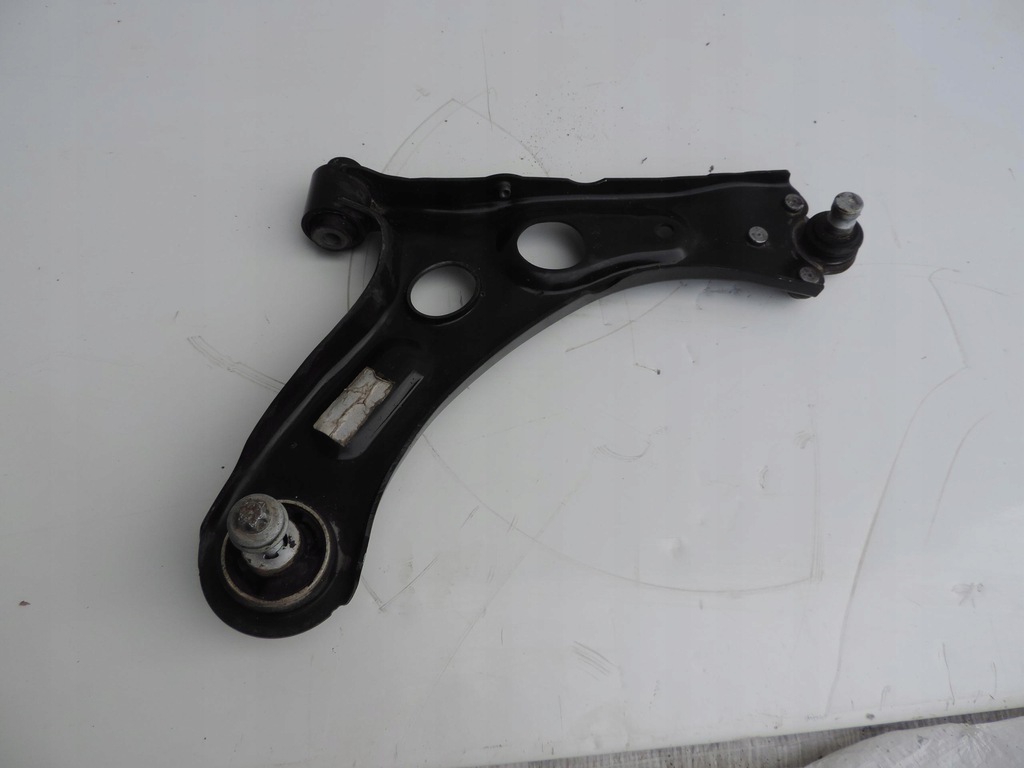 фото №1, Рычаг правый перед opel corsa f