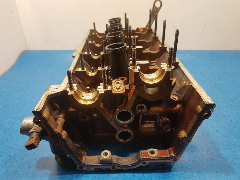 фото №5, Bmw 7 e65 3.6 v8 головка двигуна права n62b36a