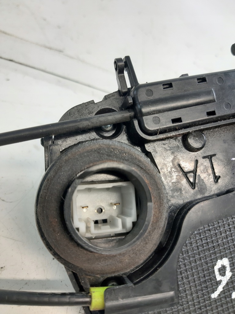 фото №8, Toyota prius ii замок ручка двері лівий задня 2pin