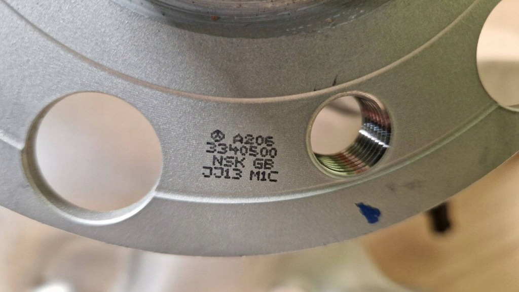 Ступица колеса передний mercedes-benz sl amg r232 a2323305902 Оригинал