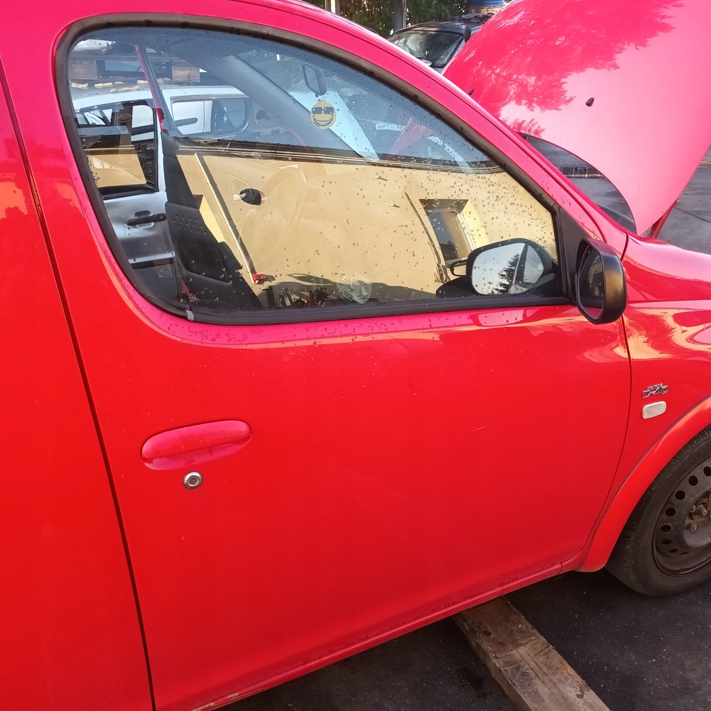 фото №1, Toyota yaris verso двері перед праве 3p0