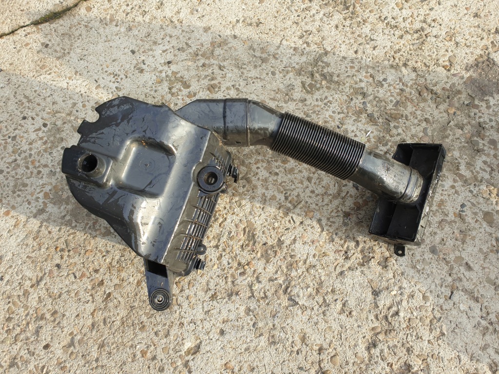 фото №6, Корпус фільтра 1.2 tdi ibiza 4 iv fabia ii polo 5 v 6r 6r0129601g