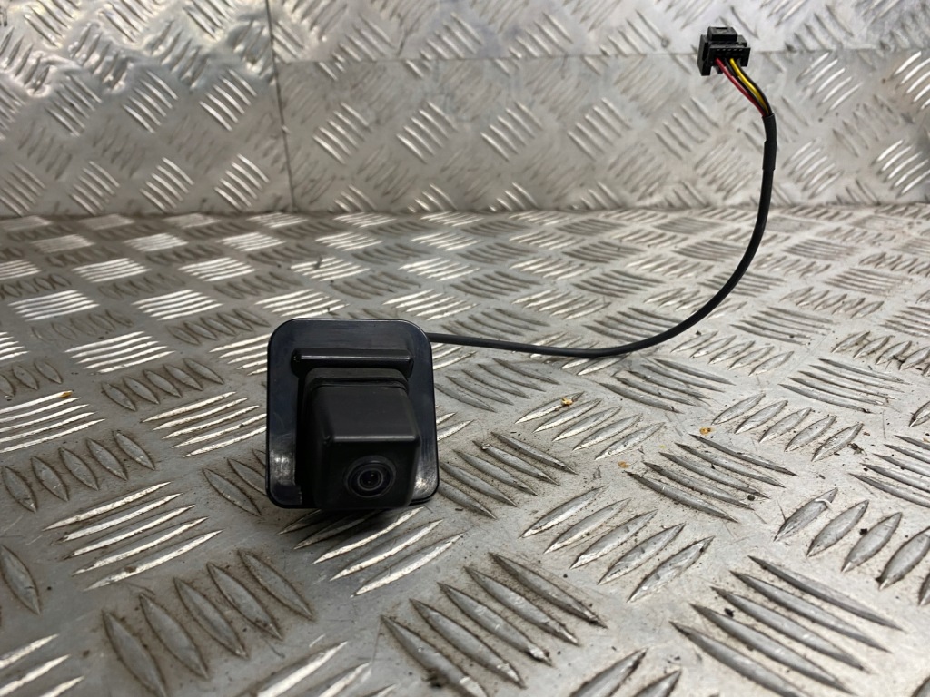 фото №1, Mercedes w221 камера заднего вида 2218206397 2011r lift