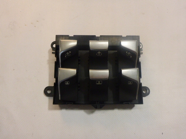 фото №1, Панель управление переключатель окон ds5 2011-