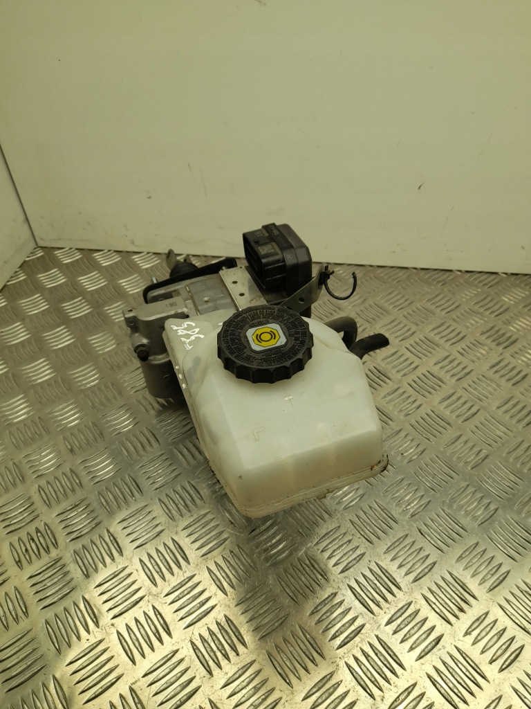 фото №1, Насос тормозная toyota prius 2017 4721047100