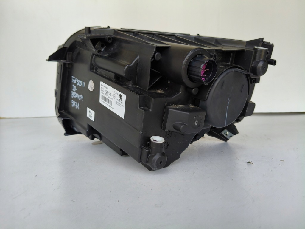 фото №11, Лампа правая фара fiat 500 ii 20-