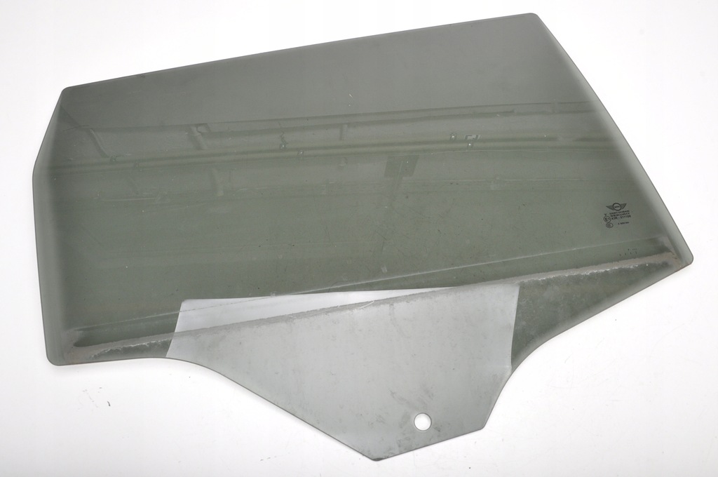 фото №1, Mini clubman f54 стекло правая задняя тонированная 17r