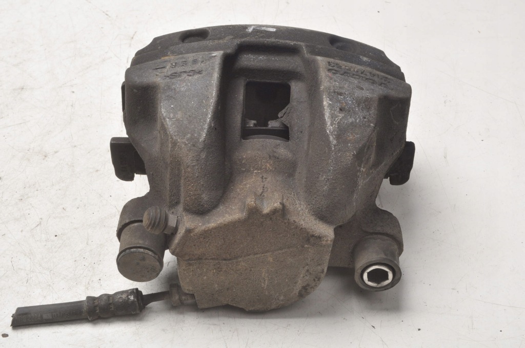 фото №3, Volvo s60 iii суппорт тормозной левый перед 31471663