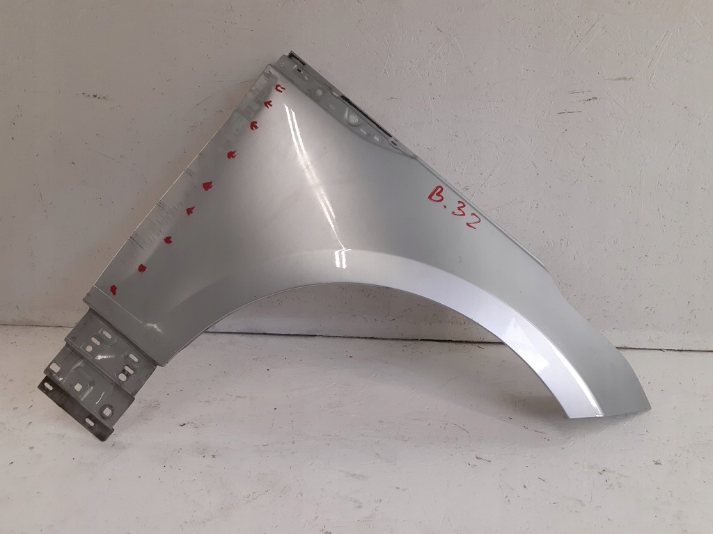 фото №1, Land range rover velar l560 крыло правый перед