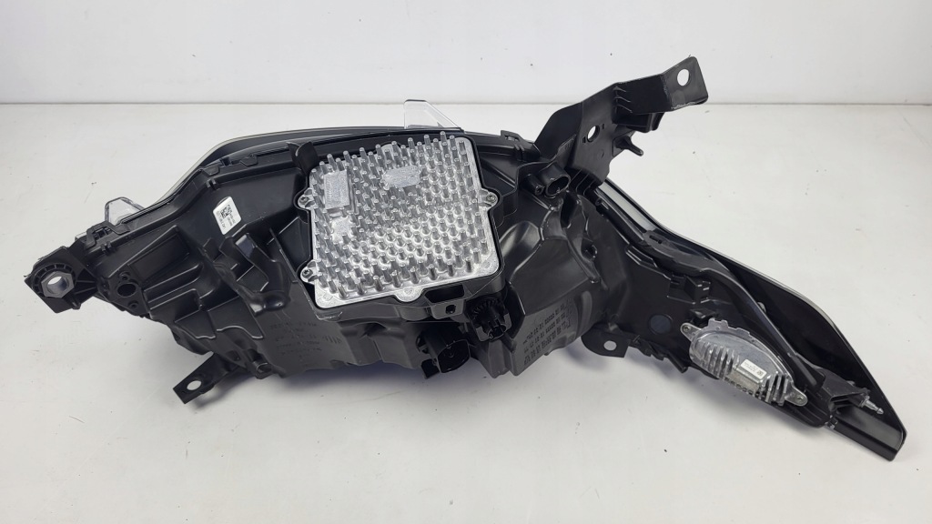 -фара фара левая перед land rover discovery v l462 Оригинал