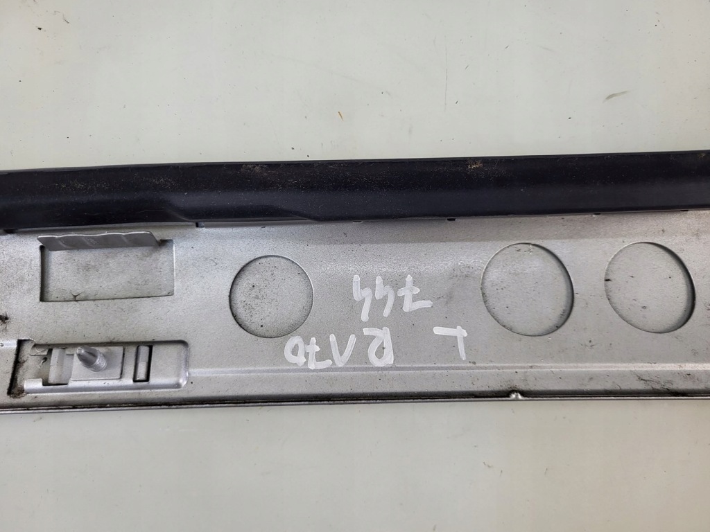 фото №14, Mercedes slk r170 lift молдинг стекло лобовое левая блок двигателя левый 744