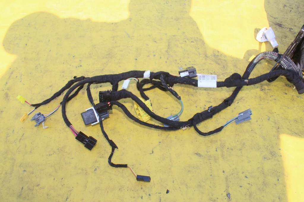 фото №6, Спинка сиденье правый перед mercedes w251