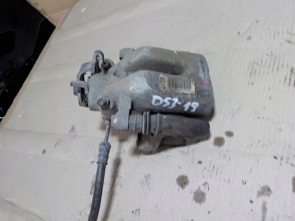 фото №1, Citroen ds3 супорт лівий задня 1.6 ehdi