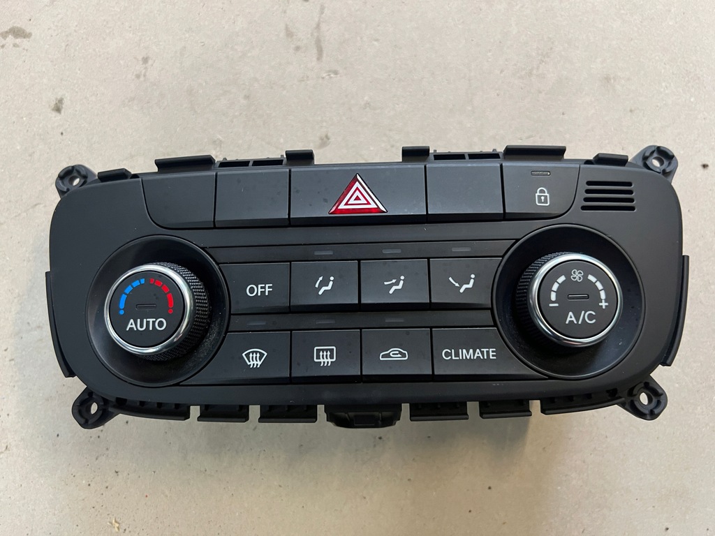 фото №14, Kia venga 15- lift панель обдув кондиционера