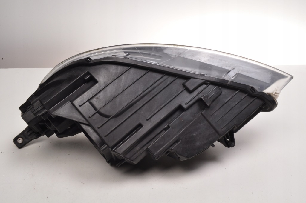 Volvo v40 2 фара правий передня правий перед uk full led 31677021 Київ