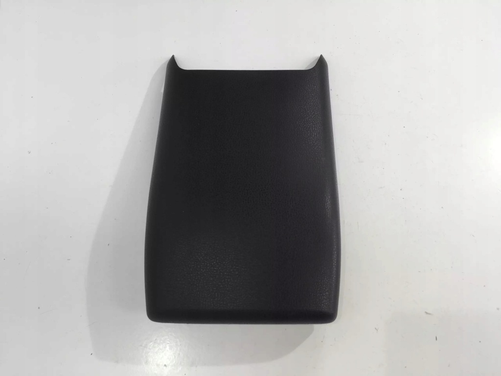 фото №2, Nissan leaf ii 2020 заглушка пластик тунель задня