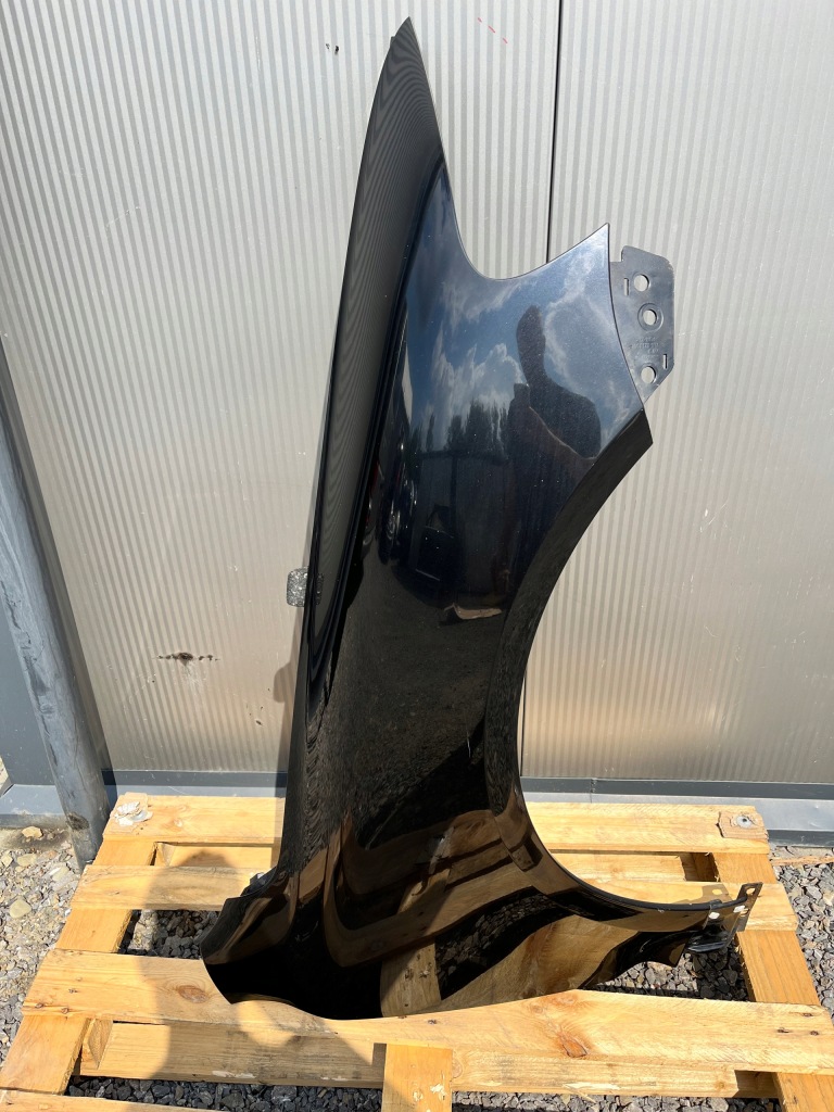 фото №1, Крыло правый перед vw touareg 7l6 śląsk