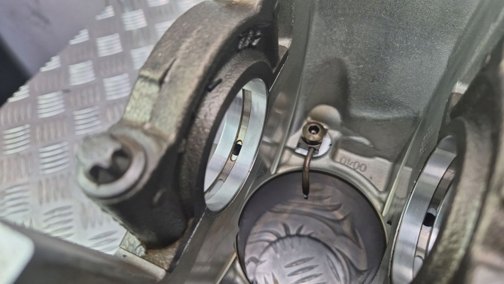 Блок двигателя mercedes a200 w176 r2700106100 m270.910 Доставка