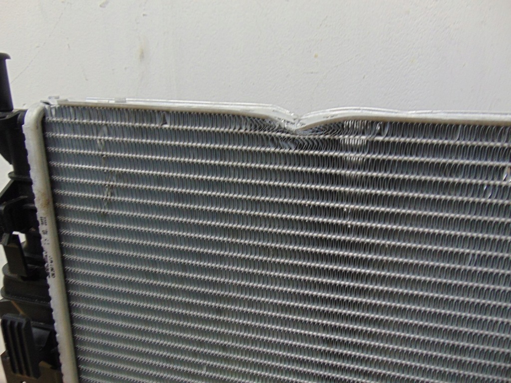 Радиатор воды volvo xc60 s60 v60 31368082 в Украине