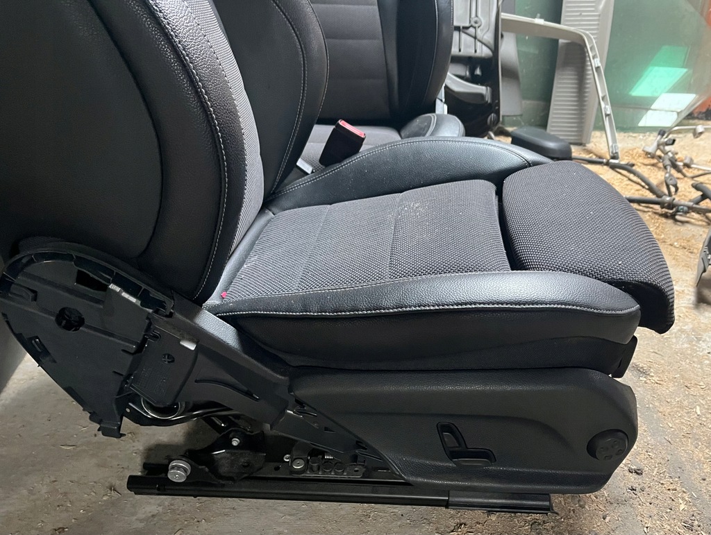 фото №4, Mercedes w213 kombi сидіння