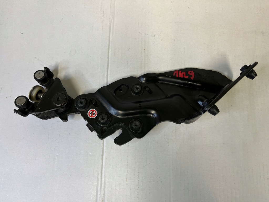 фото №2, Ford b-max 2013-2017 петля лівий задня задній ролик av11-r25001