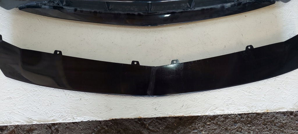 Купить Mercedes w176 рестайлинг  amg бампер перед решётки накладка спойлер