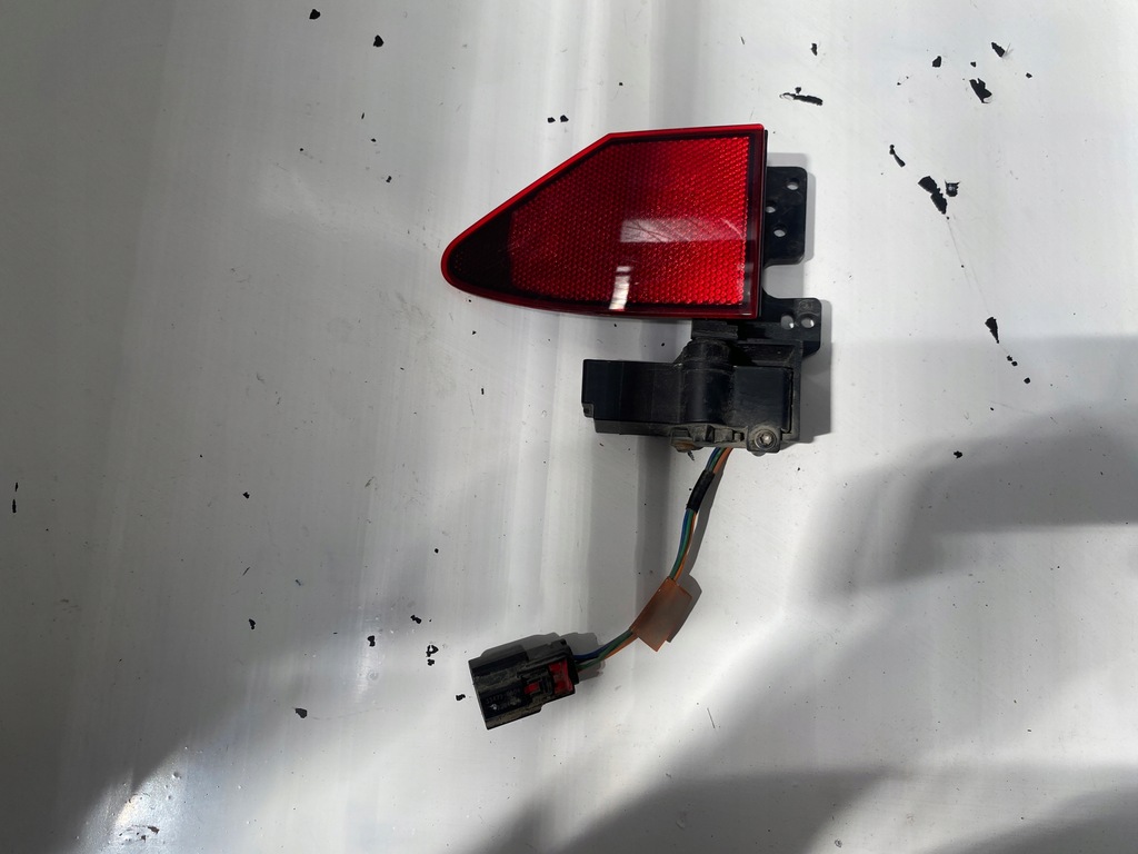 фото №1, Tesla s кришка порт заряджання 1061929-00-d