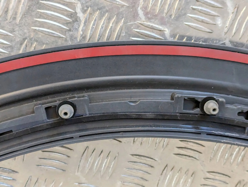 фото №8, Audi q5 80a 2017-2024 молдинг крила перед передня права