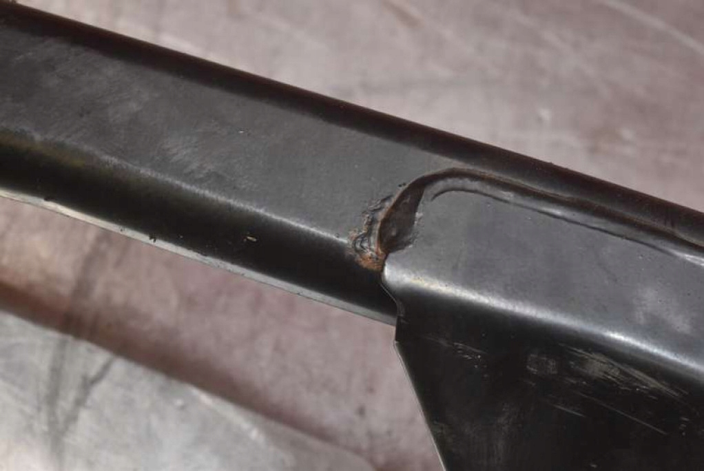 Распорка чашка балка нижняя двигателя volvo xc90 1 1 2.9 t6 272 km 02-06 в Украине