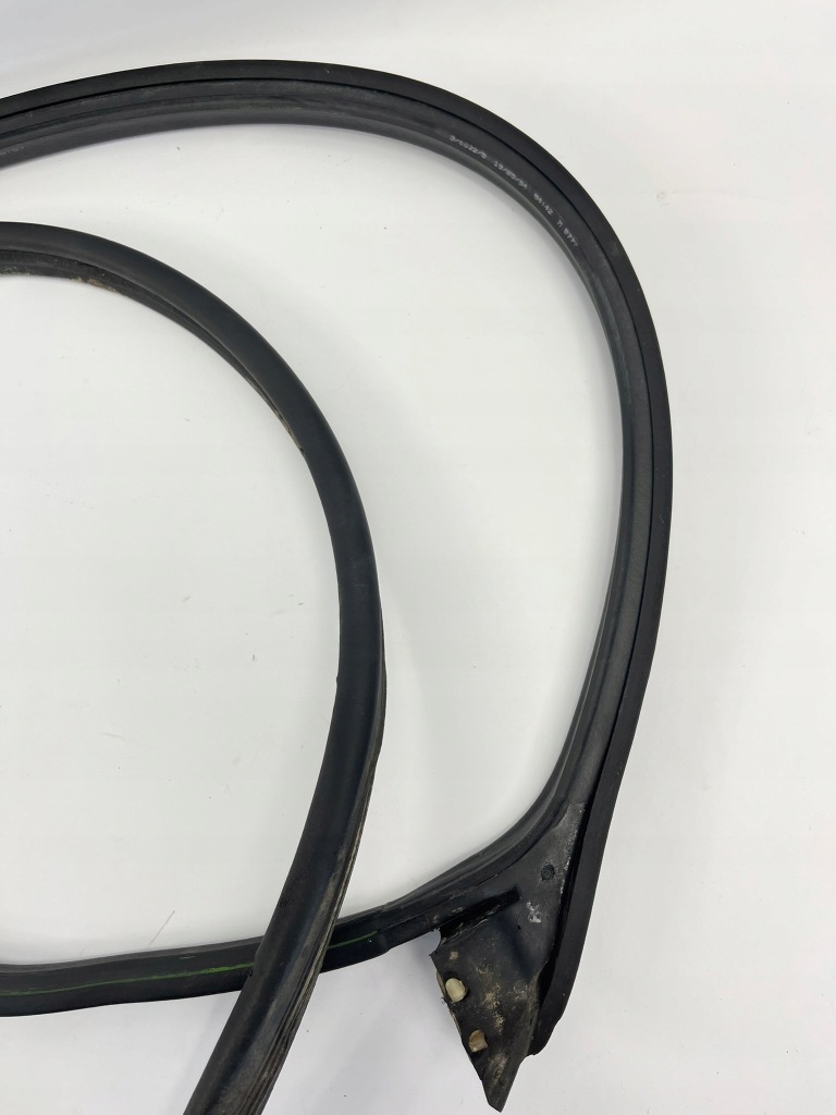 фото №9, Прокладка гумовий двері правий перед права передня mercedes w124 sedan kombi