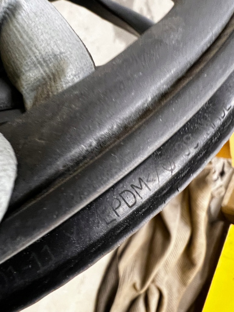 фото №7, Прокладка дверь задняя левая правая ford fusion lift usa 2017r