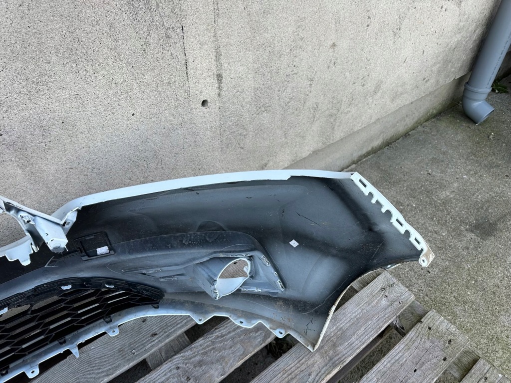 фото №5, Бампер перед передний dacia sandero iii 3 2020- 620228531r + решётка полный