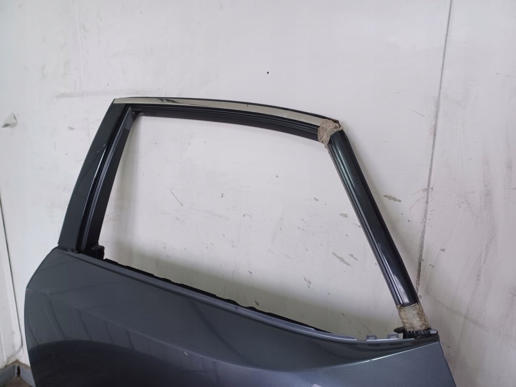 Дверь -- lexus rx -- v -- 2022- ---- задние левая с Разборки