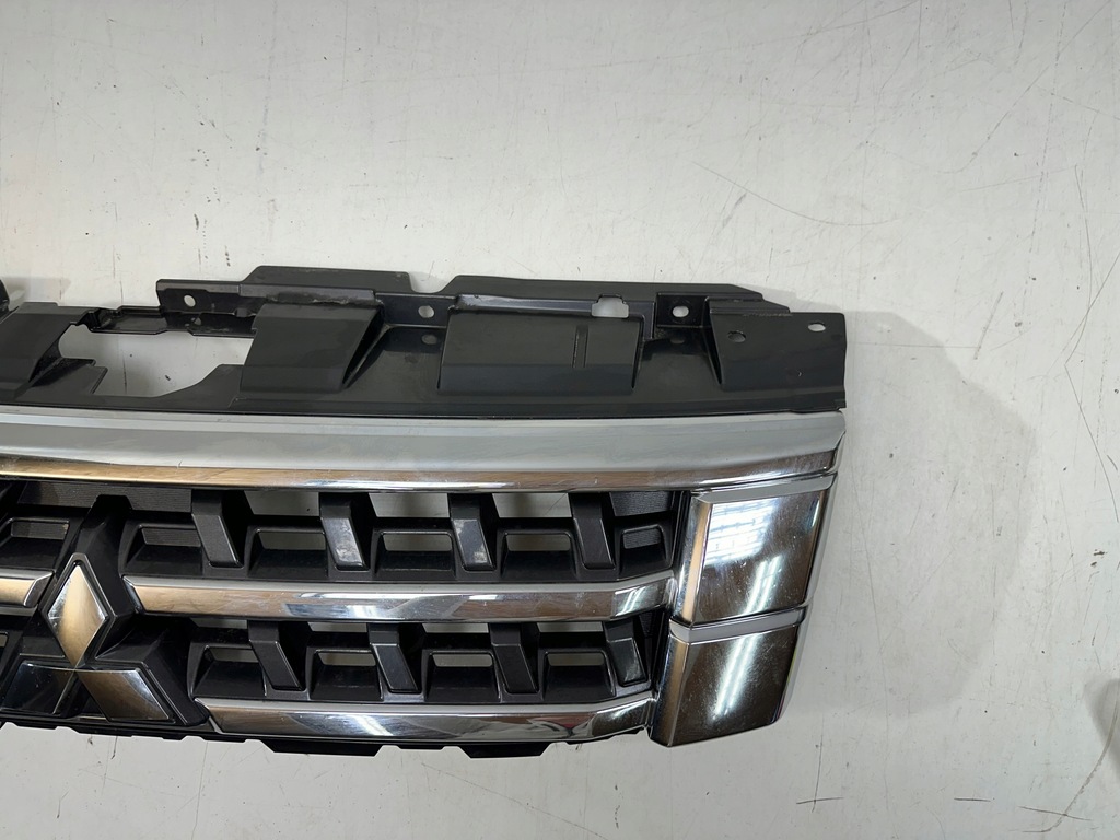 фото №7, Решётка радиатора радиатора mitsubishi pajero iv liftt полный