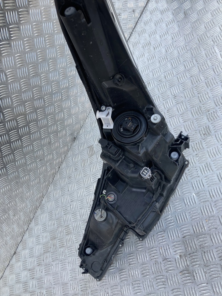 фото №7, Лампа перед правая toyota c-hr 16- uk