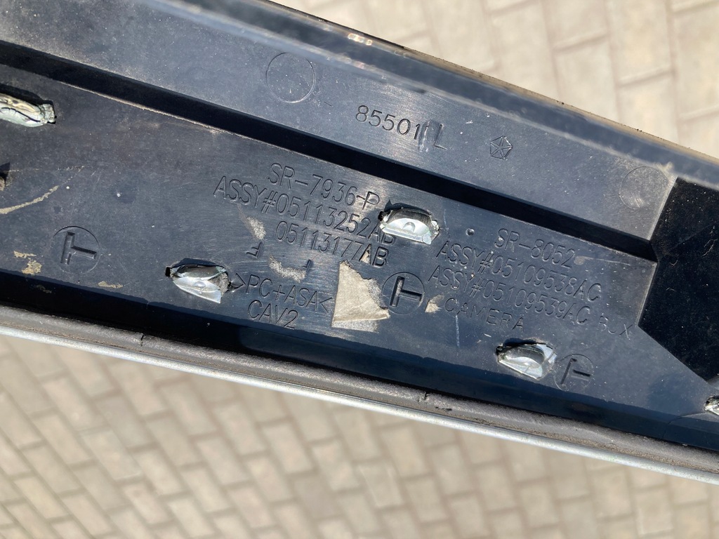 фото №6, Chrysler town & country v молдинг накладка крышки задняя 05113252ab 05113177ab